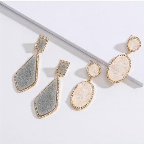 Rhinestone Crystal Irregular Shape Acrylic Resin Drop Earrings 2020 Fashion Simple Statement Drop Earrings Women Party Jewelry