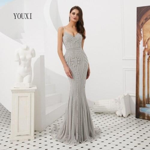 Sexy Spaghetti Strap Sweetheart Evening Dresses 2019 Abendkleider Dubai Beaded Mermaid Evening Formal Gown Grey Prom Dresses