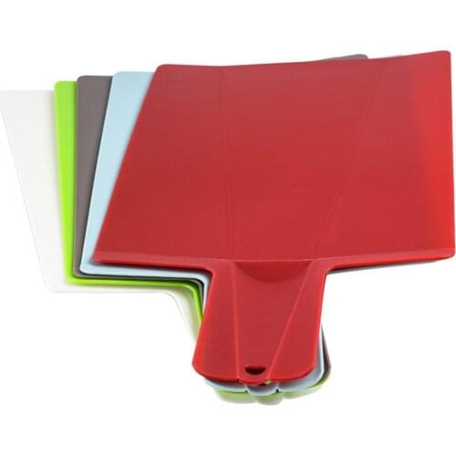 Creative Food Grade PP Kitchen Foldable Eco-friendly Vegetable Meat Bread mildew shovel-shaped Cutting Board