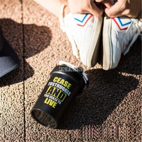 Large capacity plastic cups 650ML portable space cup oversized outdoor sports kettle food grade PP/PC Material Blue/red/black