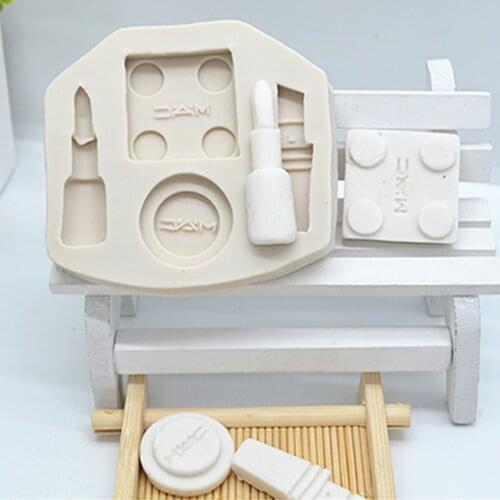 Makeup Tools Lipstick Silicone Cake Molds For Baking Chocolate Candy Molds 3D Craft Cupcake Fondant Cake Decorating Tools M1069