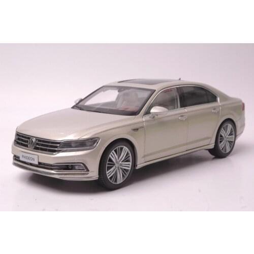 1:18 Diecast Model for Volkswagen VW Phideon 2016 Gold Alloy Toy Car Miniature Collection Gift
