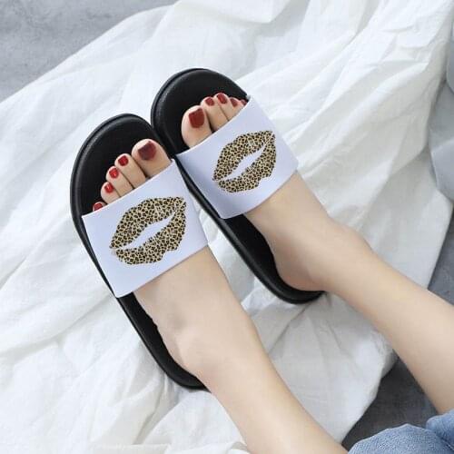 Shoes for Woman Indoor Slippers Korean Version Lady Bathroom Women Shoes Fashion Slippers Leopard lips Print Summer Shoes Women