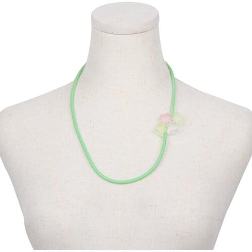 YD&YDBZ Pink Crystal Square Pendant Short Necklaces For Ladies Current Green Rubber Choker Chain Harajuku Sweater Chain Torque