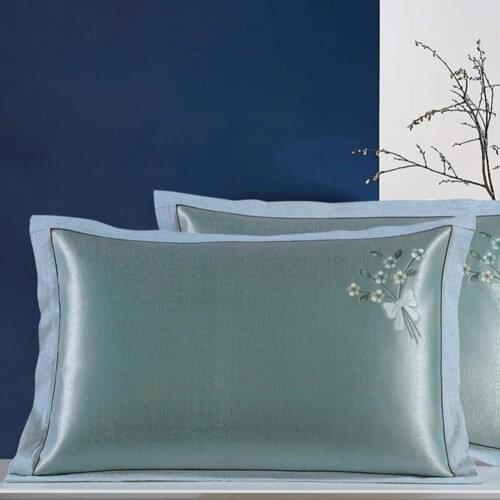 Skin-friendly Pillowcase Wear Resistant Ice Silk Breathable Pillow Cover Delicate Flower Embroidered Decorative Pillow Slip