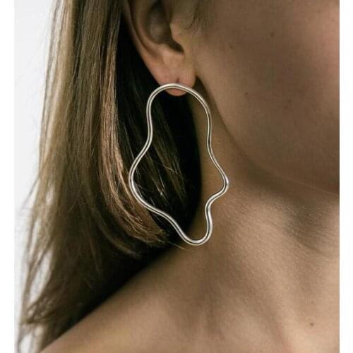 2020 New Gold Silver Color Hoop Earrings Big Smooth Circle Earrings Fashion Trendy Geometric Earrings for Women Jewelry Gift