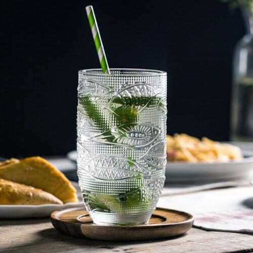 Vintage Clear Glass Cup Elegant Glass Baroque Cups European Retro Engraved Glass Beer Juice Wine Cup Drinking Glass Gift 2 Sizes