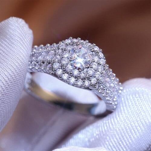 USTAR Luxury CZ Stone Engagement Rings female full Inlay AAA Zircon Crystal copper Romantic Wedding Rings for Women Party gifts