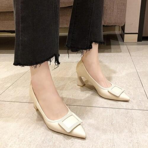 High-heeled women 2021 spring and autumn new fairy style Korean bridesmaid shoes pointed toe small square toe shoes