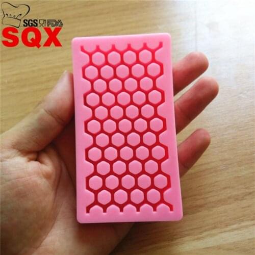 New arrival bee plaid Shape 3D Silicone Cake Mold For Cake Decorating Kitchen accessories SQ16208