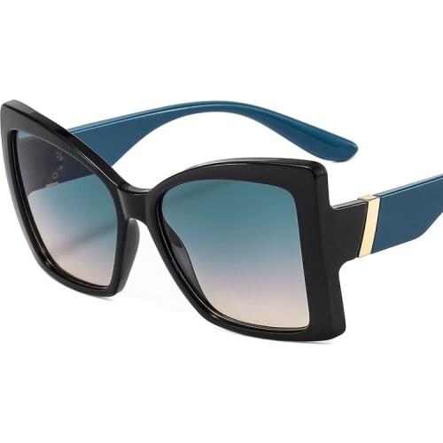 New Fashion Oversized Square Sunglasses Women Vintage Gradient Black Brown Sun Glasses Female Brand Cat Eye Shades UV400