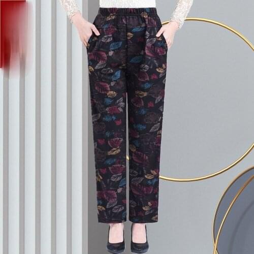 2021 New Women Spring Autumn Mother Warm Velvet Pants Female Elastic Waist Casual Straight Pants Ladies Printed Trousers E425