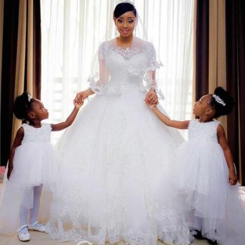 African Nigeria Plus Size Wedding Dresses with Applique Sweep Train Cap Sleevess Ballgown Bridal Party Gown Wedding Gowns