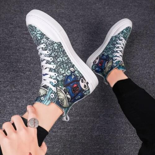 Breathable Fashionable Shoes sports on fashion Light slip canvas shoes male causal hombre Sneakers Mens Fashion Sneaker mens s