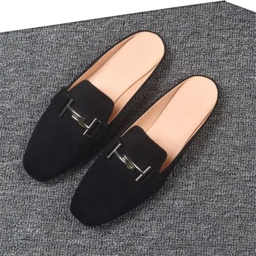 Hot Women Flat Slippers Female Luxury Lazy Fashion Slides Ladies Outdoor Casual Mules Shoes Pointed Non-Slip Solid Color Sandals