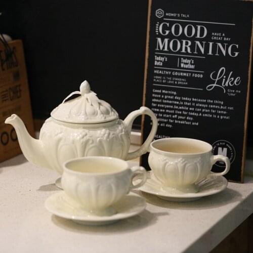British Retro Milky Coffee Set Embossed Flower Pattern Ceramic Afternoon Tea Cup and Saucer and Pot