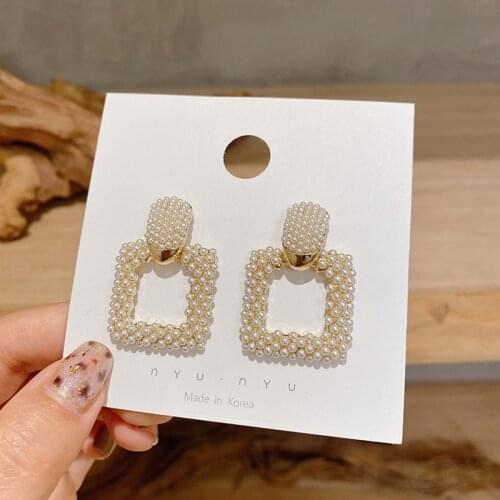 2021 New Fashion Korean Oversized White Pearl Drop Earrings for Women Bohemian Golden Wedding Earrings Jewelry Gift