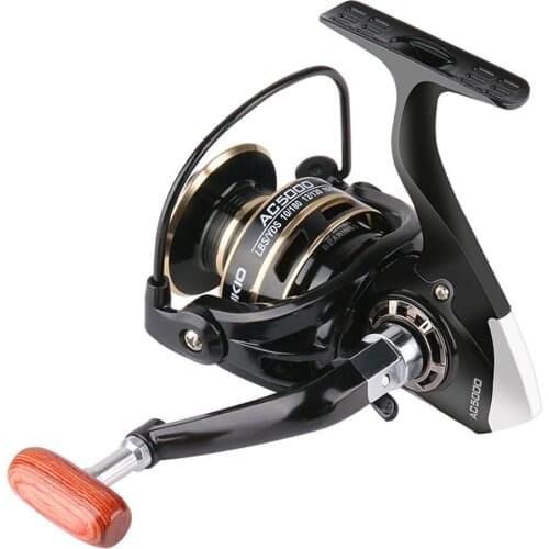 Metal Spinning Fishing Reel 2000-7000 Drag Gear Ratio 5.2:1Wooden Folding Handle Line Spool Saltwater Fishing Tackle Accessories