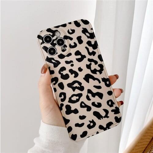 Luxury Leopard Print Phone Case For iPhone 12 11 Pro Max XR X XS Max 7 8 Plus Soft IMD Silicone Camera Protection Back Cover