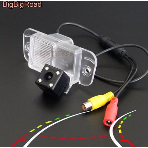 BigBigRoad For SsangYong Actyon 2006 2007 2008 2009 2010 Car Intelligent Dynamic Trajectory Tracks Rear View Parking Camera