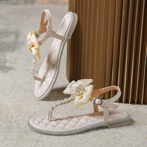 Flat Slippers Women 2021 Summer New Beaded Flower Daisy Wear Large Flat Belt Sandals Women