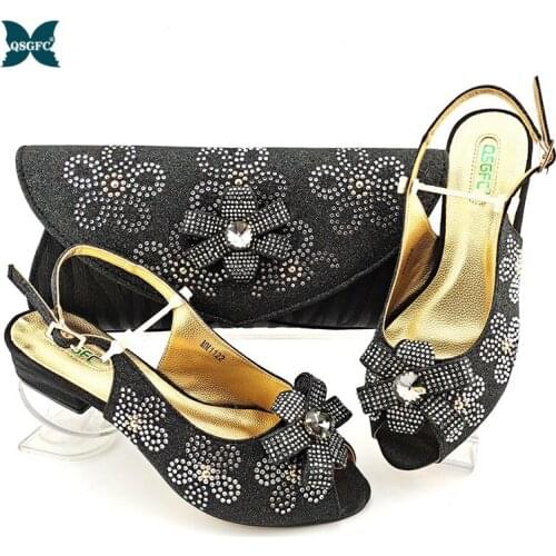 African Hot Selling Black Color Italian Design Summer Newewt Flower-Shaped Narrow Band Style Ladies Shoes and Bag Set for Party