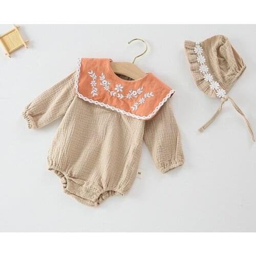 8914 Newborn Clothes Baby Romper Autumn New 2021 Embroidered Collar Girls Princess Climbing Clothes 100 Days Clothes with Hat