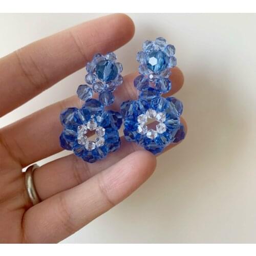Japanese Summer Blue Crystal Daisy Flower Clip Earrings Without Piercing Hand-Woven Imitation Glass Flower Ear Clips for Female