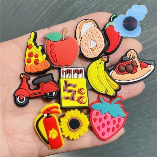 1pcs PVC Chili Strawberry Banana Kids Shoes Accessories Garden Shoe Decorations Fit Croc Jibz Charm Party Presents