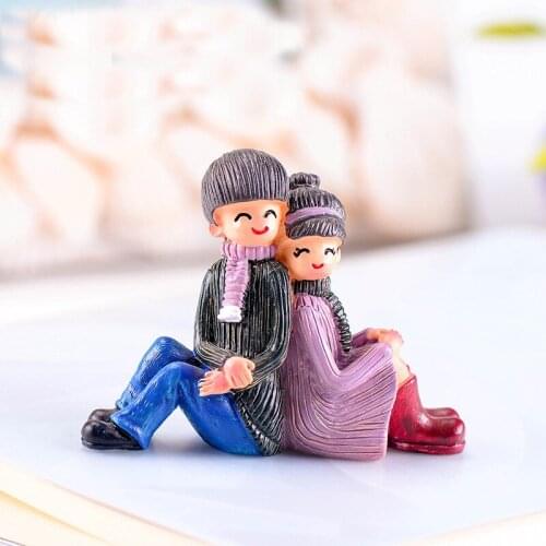 Desk Miniature Ornament Couples DIY Accessories Home Landscape Garden Decor Cute Lovers Wedding Portable Craft Random Color