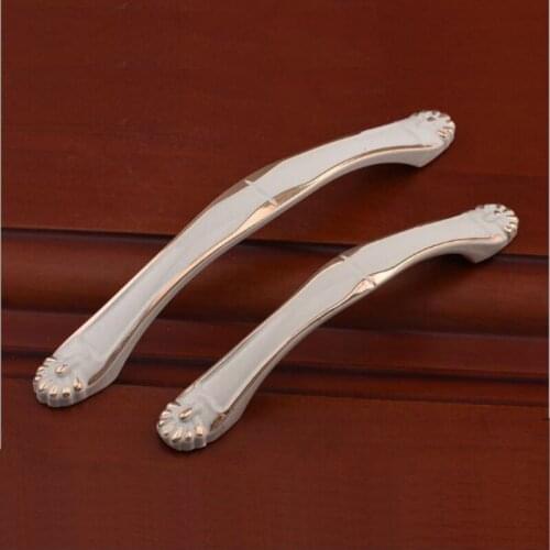 Door Handles Wardrobe Drawer Pulls Kitchen Cabinet Handles for Furniture Handles Hardware Accessories
