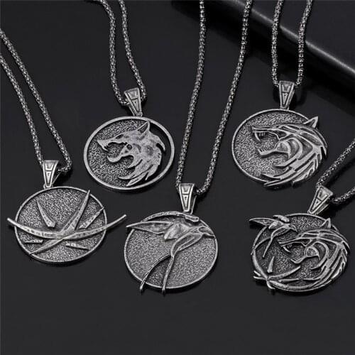 Vintage Game Wizard 3 Name Necklace Fashion Jewelry Wild Hunt Wolf Head Medallion Necklace Men Gift Pendant Metal Long Necklace