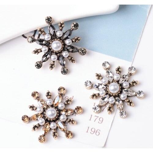 5pcs/lot Alloy Creative Rhinestone Gold Pearls Pendant Button Ornaments Jewelry Earrings Choker Hair bag DIY Jewelry Accessories
