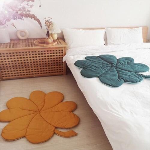 Nordic Leaf Rug Double-Sided Soft Mat Home Pure Cotton Childrens Mat Kids Bedroom Carpet Blanket for Room Decoration