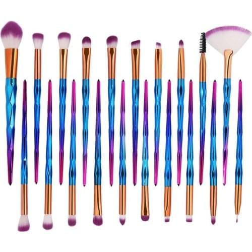 20 Pcs Makeup Brushes Set Graduated Color Plastic Diamond Handle Soft Bristle Foundation Powder Eyelash Brushes Gift for Women