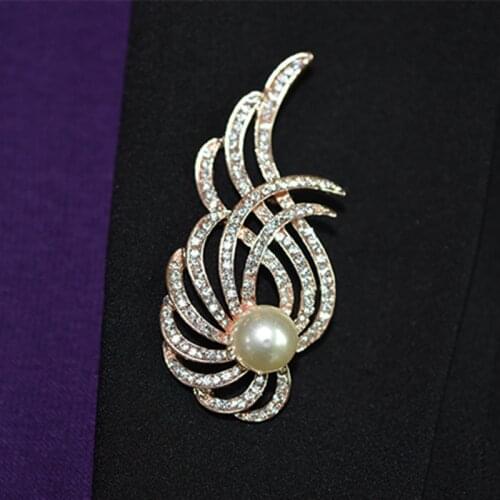 Retro Elegant Woman Jewelry Vintage Crystal Imitation Pearl Flower Brooches Pins for Wedding Jewelry Accessories Gift Wholesale