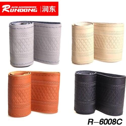 Hand-sewn dermal steering wheel sleeve Truck Dermal steering wheel sleeve Medium R-6008C embossed plate