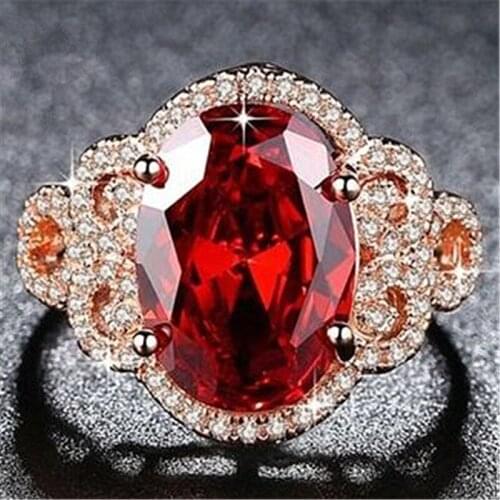Uunico 2020 Fashion hollow Red Ring Inlaid with rubies Ring Rose gold Flower texture Wedding engagement ring