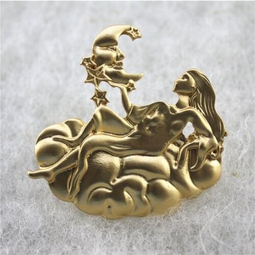 Vintage Matte Ancient Egypt Angel Moon Metal Brooch Button Badge For Women Coat Collar Pin Decoration Jewelry Accessories Gifts