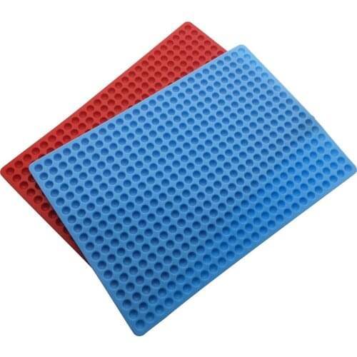 NonStick Dog Treat Silicone Baking Mats Sheet Bakeware Mold Dog Pet Treats Pan Baking Biscuit Cookies Puddy Treat Molds Designer