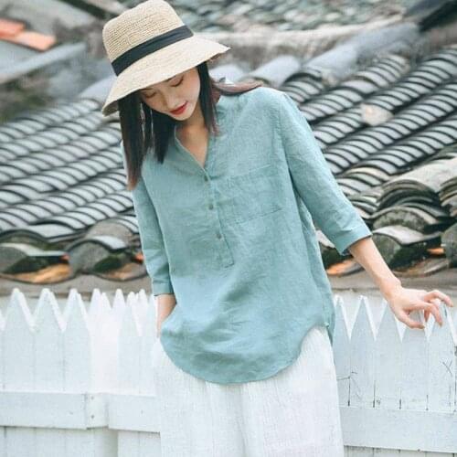 Casual V-Neck Cotton Linen White Blouse Plus Size Summer New Arts Style Women 3/4 Sleeve Loose Shirts All-Matched
