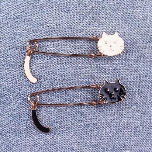 Kawaii Cat Brooches Pin Accessories Clothes Lapel Pins Anime Decoration Metal Brooch Badge Jewelry Gift Metal Pins For Clothes