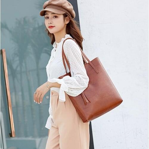 2020 New Arrival Top Quality Women Handbags Holiday vocation female Elegant bags red black white color