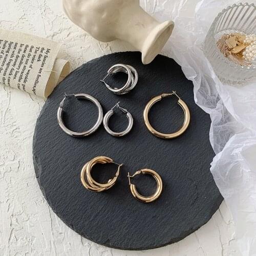 2020 Autumn Winter Minimalist Metal Layered Hoop Earrings for Women Femme Gold Color Alloy Big Small Statement Earrings Brincos