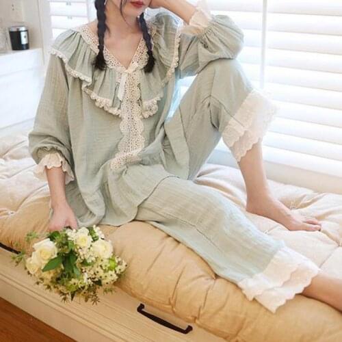 Winter Court Style Female Pyjamas Set V Neck Double Princess Crape Cloth Pajama Suits Vintage Ladies Girls Home Sleepwear Women