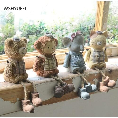 Creative Home Furnishing Exquisite Hanging Foot Doll Resin Crafts Small Ornaments Room Bedroom Bookshelf Cute Animal Ornaments