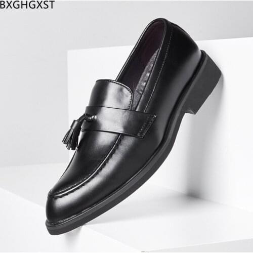 Mens Loafers Shoes Luxury Wedding Shoes for Men 2021 Black Man Business Shoes Men Tassel Chaussure De Homme Zapatos De Hombre