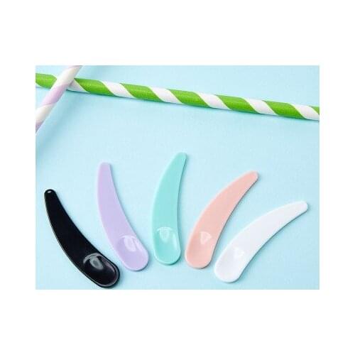 1000Pcs/set Mini Cosmetic Spatula Spoon Curved Scoop Disposable Makeup Mask Cream Spoon For Make Up Face Accessories