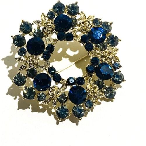 New Austrian Crystal Wreath Brooches for Women Fashion Brooch Pin Wedding Broaches for Bridal Bouquet Dress Broach Jewelry Gift