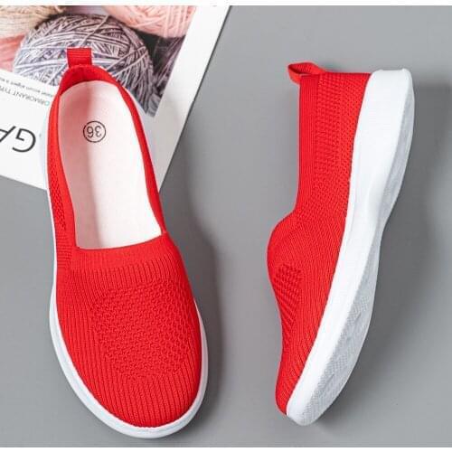 EFFGT Women's Slip-ons